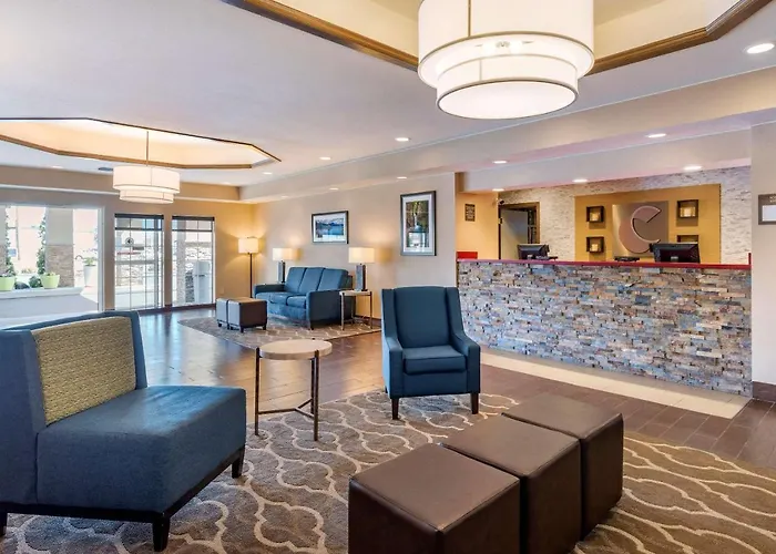 Comfort Inn & Suites